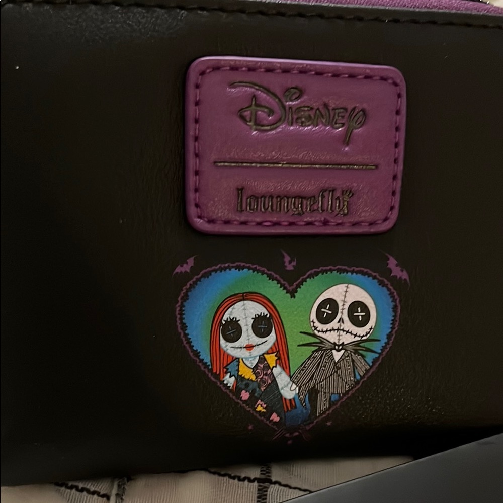 Disney Loungefly ‘‘twas the night before Xmas Black and Purple Wallet - Picture 3 of 5